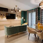 Boutique Heritage Apartment *